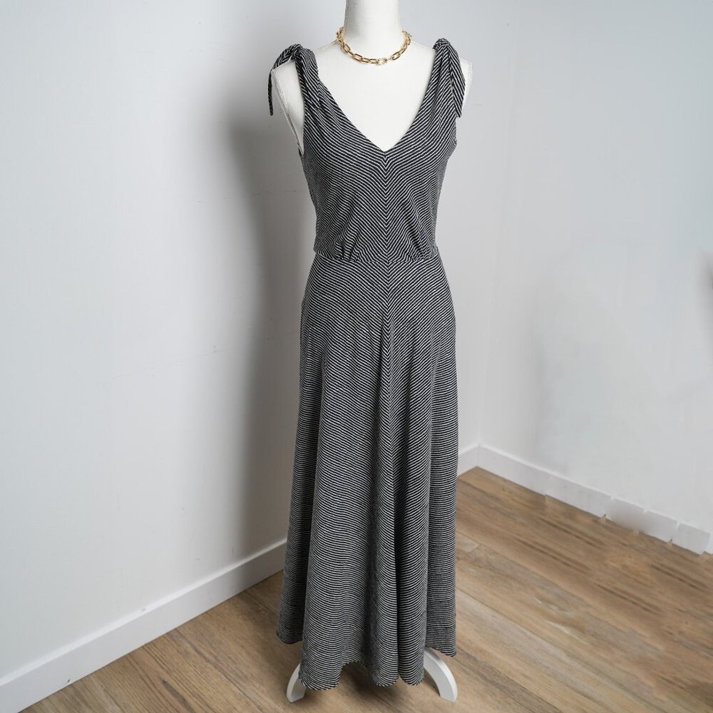 Betsey Johnson Black Ivory Sleeveless Stripes Maxi Dress Sz 2